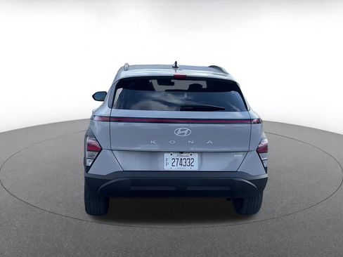 Used 2025 Hyundai Kona SEL image 12