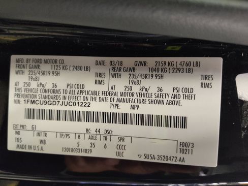 Used 2018 Ford Escape SE w/ SE Sport Appearance Package image 33