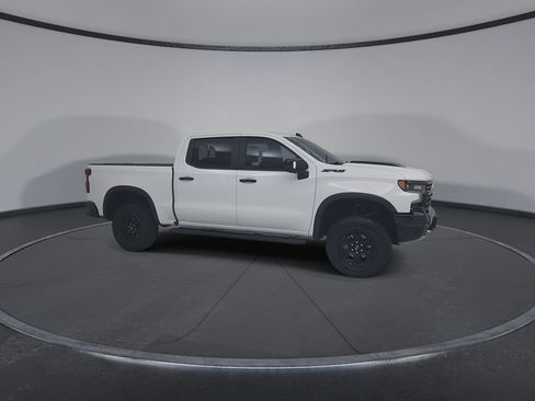 Used 2025 Chevrolet Silverado 1500 ZR2 w/ Technology Package AWD/4WD image 18