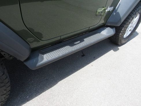 Used 2020 Jeep Wrangler Sport AWD/4WD image 19