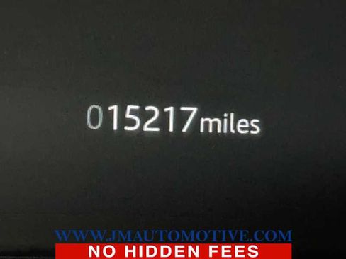 Used 2022 Land Rover Range Rover Evoque R-Dynamic SE image 21