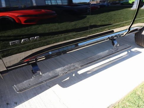 Used 2025 RAM 3500 Laramie image 37