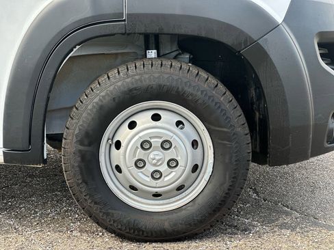 Used 2023 RAM ProMaster 2500 image 26