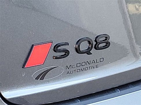 New 2026 Audi SQ8 Prestige image 16