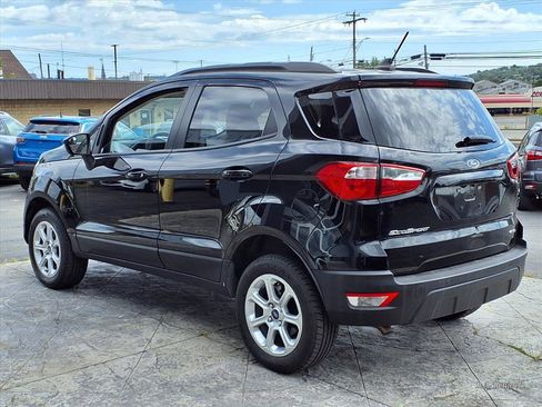 Used 2021 Ford EcoSport SE image 4