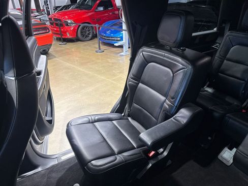 Used 2018 Lincoln Navigator Reserve w/ Technology Package image 71