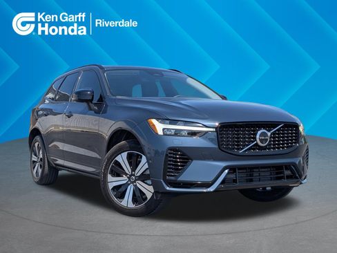 Used 2024 Volvo XC60 T8 Plus w/ Protection Package Premier AWD/4WD image 1
