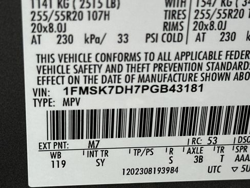 Used 2023 Ford Explorer XLT w/ Equipment Group 202A RWD image 33