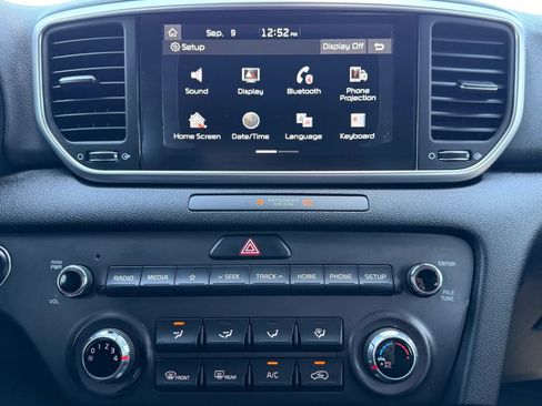 Used 2020 Kia Sportage S w/ S FWD Sunroof Package image 27