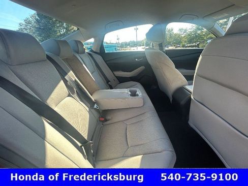 Used 2024 Honda Accord LX image 32