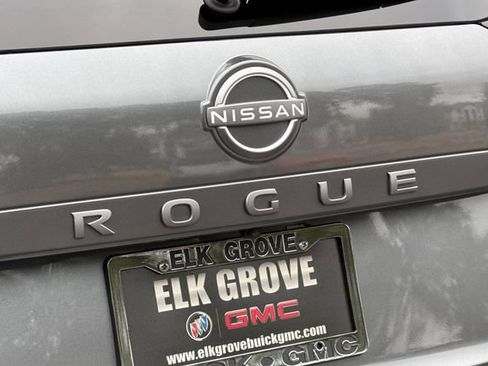 Used 2025 Nissan Rogue SV FWD image 50