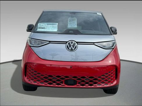 New 2025 Volkswagen ID. Buzz Pro S Plus image 2