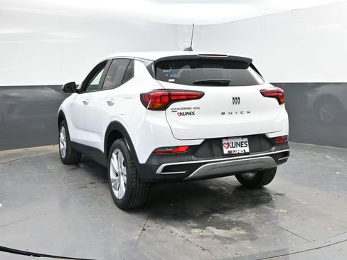 Used 2025 Buick Encore GX Preferred AWD/4WD image 10