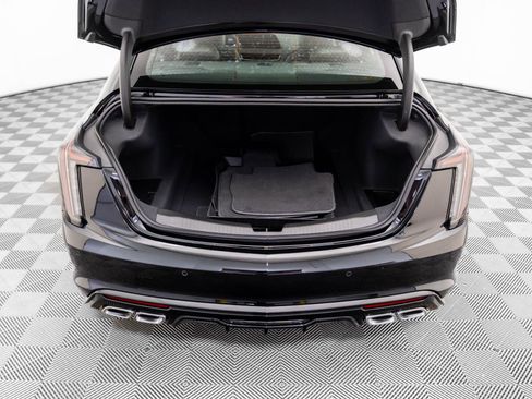 New 2026 Cadillac CT5 V AWD/4WD image 32