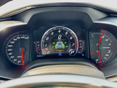 Used 2019 Chevrolet Corvette Z06 RWD image 14