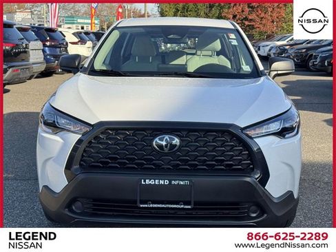 Used 2023 Toyota Corolla Cross L image 2