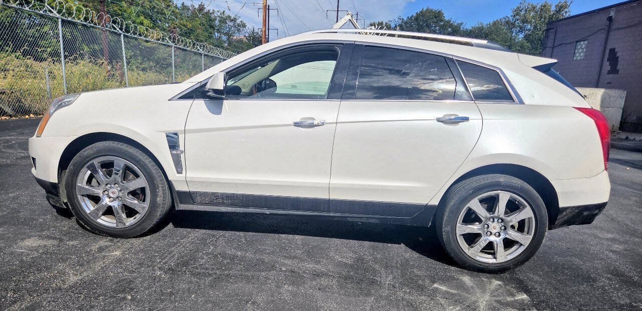 Used 2012 Cadillac SRX Premium AWD/4WD image 2