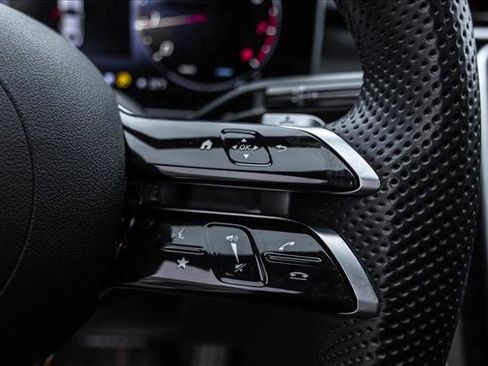 Used 2023 Mercedes-Benz C 300 4MATIC Sedan image 15