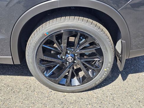 New 2026 Nissan Rogue SL AWD/4WD image 9