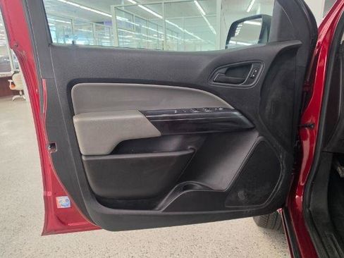 Used 2021 Chevrolet Colorado W/T w/ Custom Special Edition AWD/4WD image 27