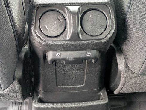 Used 2023 Jeep Wrangler Unlimited w/ Cold Weather Group AWD/4WD image 15