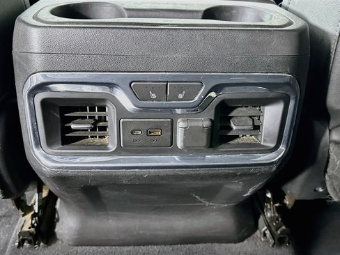 Used 2019 Chevrolet Silverado 1500 LTZ w/ LTZ Convenience Package AWD/4WD image 26