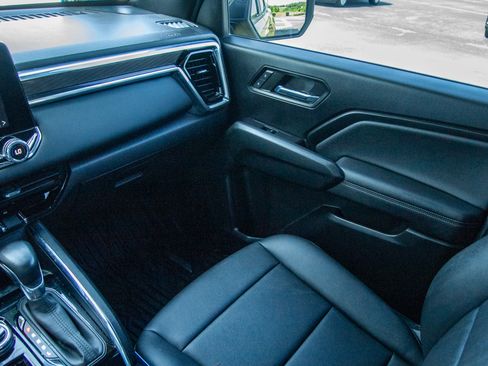 Used 2023 GMC Canyon Elevation w/ Elevation Premium Package AWD/4WD image 15