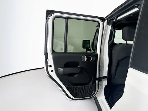 Used 2023 Jeep Gladiator Rubicon w/ Trailer Tow Package image 26