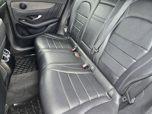 Used 2022 Mercedes-Benz GLC 300 4MATIC image 13