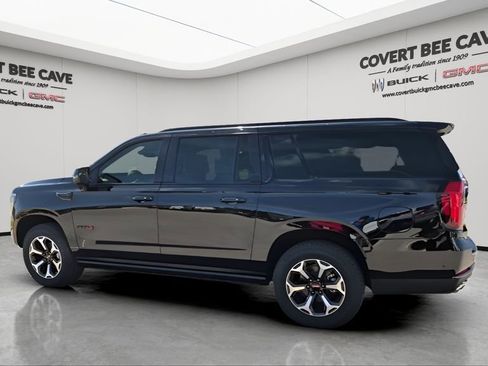 New 2026 GMC Yukon XL AT4 Ultimate image 6