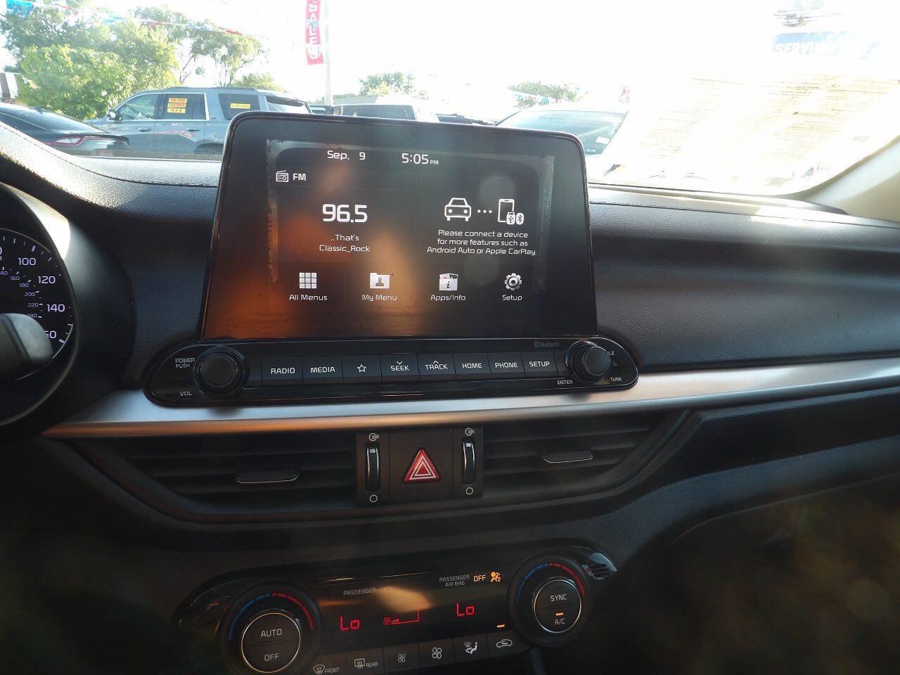 Used 2019 Kia Forte LXS FWD image 11