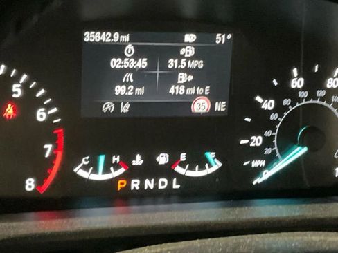 Used 2021 Ford Escape SE w/ SE Sport Appearance Package image 12