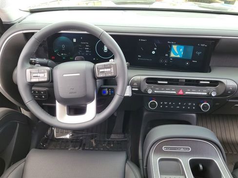 Used 2026 Hyundai Palisade SEL Premium AWD/4WD image 13