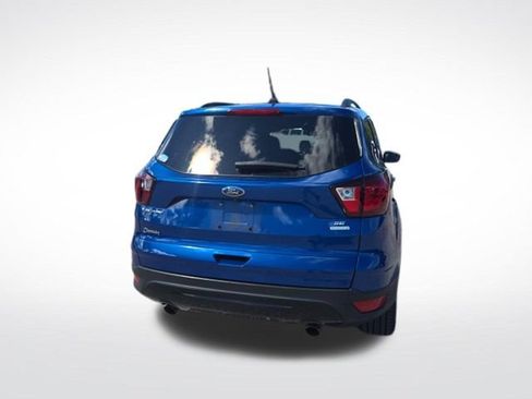 Used 2019 Ford Escape SE FWD image 4