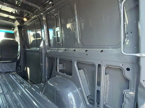 Used 2025 Mercedes-Benz Sprinter 2500 image 12