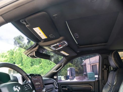 Used 2019 RAM 2500 Limited AWD/4WD image 23