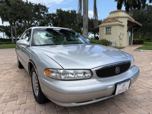 Used 2003 Buick Century Custom w/ Preferred Equipment Group 1SB FWD image 1