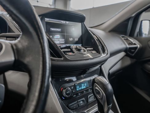 Used 2013 Ford Escape SEL image 30