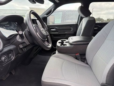 Used 2024 RAM 2500 Big Horn w/ Bed Utility Group image 3