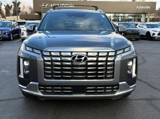 Used 2023 Hyundai Palisade Calligraphy video 2