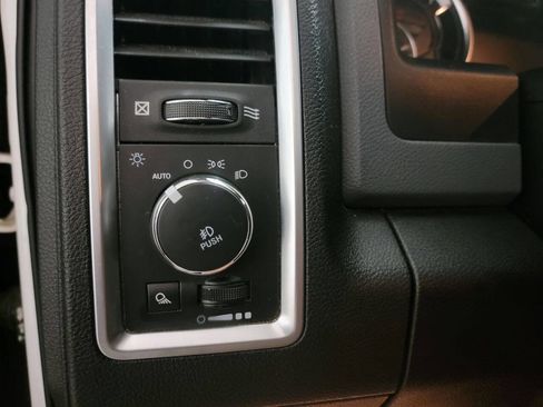 Used 2019 RAM 1500 Big Horn image 23