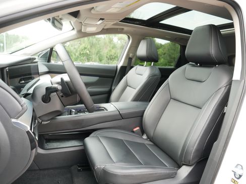 Certified 2025 Nissan Murano SL w/ Cargo Package AWD/4WD image 35