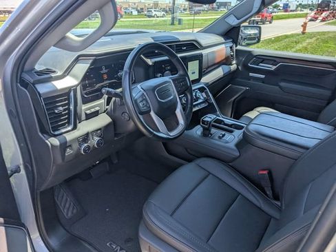 Used 2024 GMC Sierra 1500 Denali w/ Denali Reserve Package AWD/4WD image 14