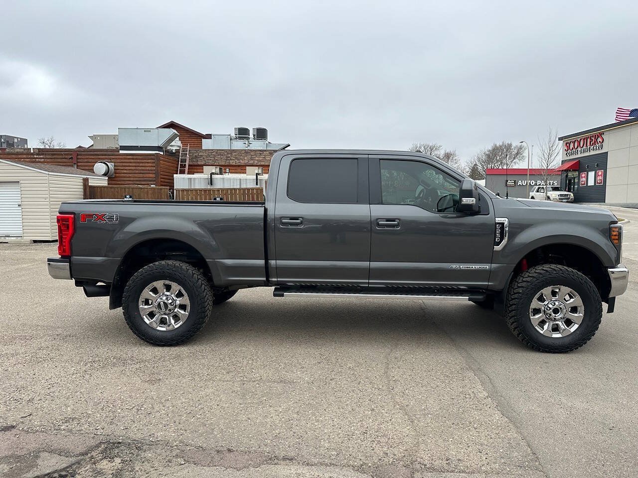 Used 2017 Ford F250 Lariat w/ FX4 Off-Road Package AWD/4WD image 6
