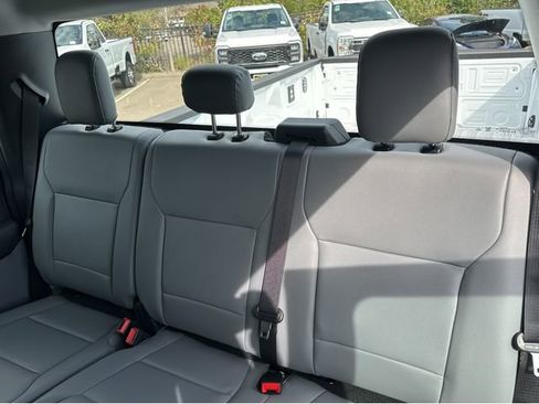New 2026 Ford F250 XL w/ XL Chrome Package image 26