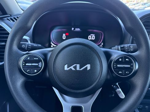 Certified 2024 Kia Soul LX w/ Option Group 015 image 21