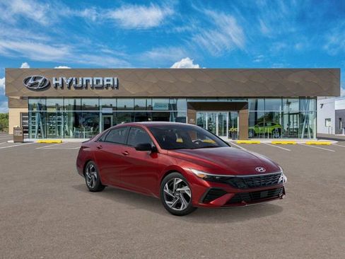 New 2026 Hyundai Elantra SEL Sport Premium FWD image 2