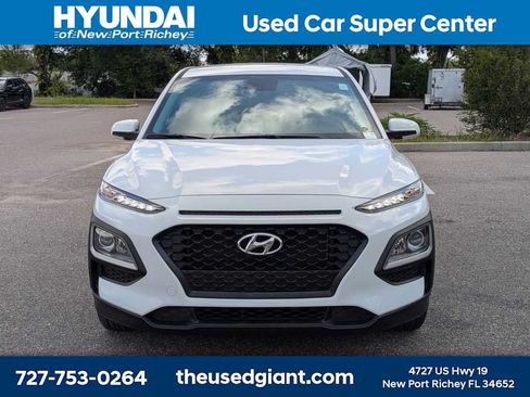 Certified 2021 Hyundai Kona SE FWD image 8