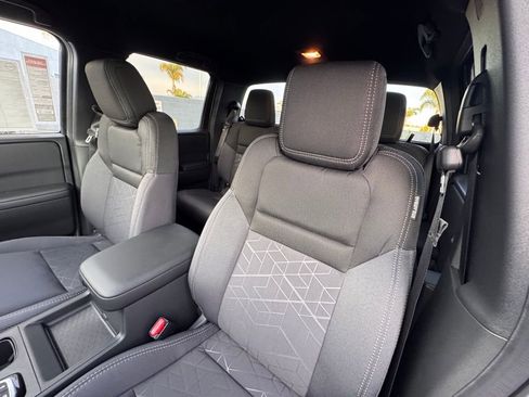 New 2026 Nissan Frontier SV image 10