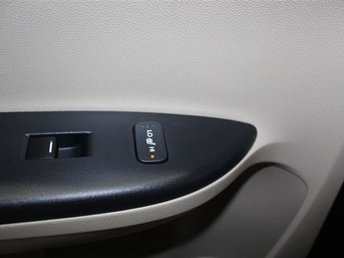 Used 2017 Honda Accord Touring image 31